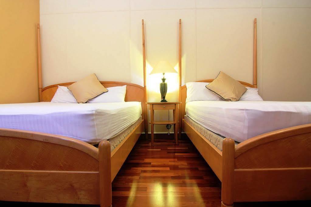 Red Inn Heritage Guest House George Town Bagian luar foto